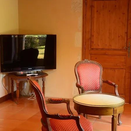 Domaine De La Cannelle Bed & Breakfast Doulezon