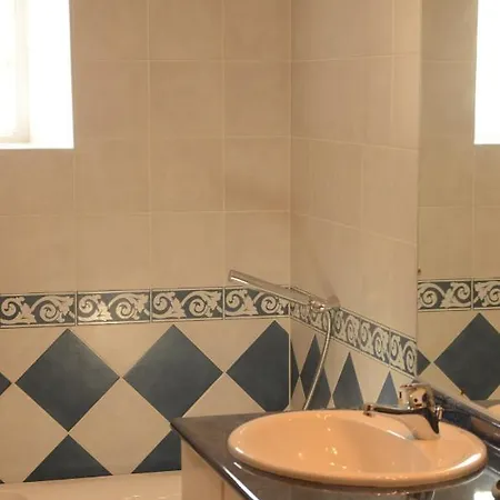 Bed & Breakfast Domaine De La Cannelle Doulezon